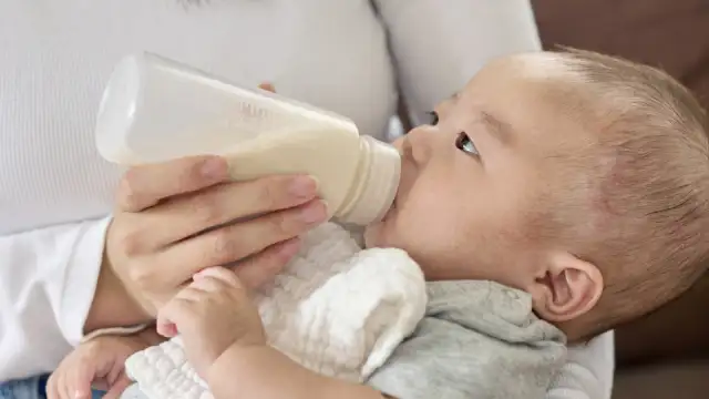 ラクカル哺乳瓶