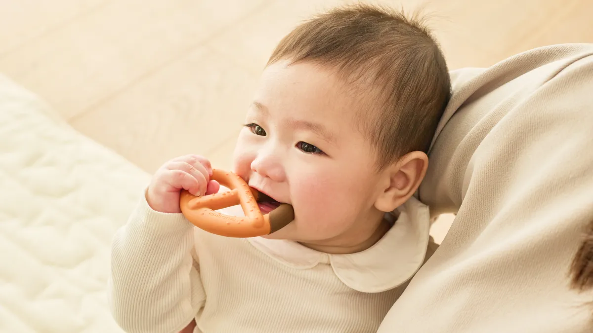 歯がためはいつから？効果・選び方と注意点【歯科医監修】